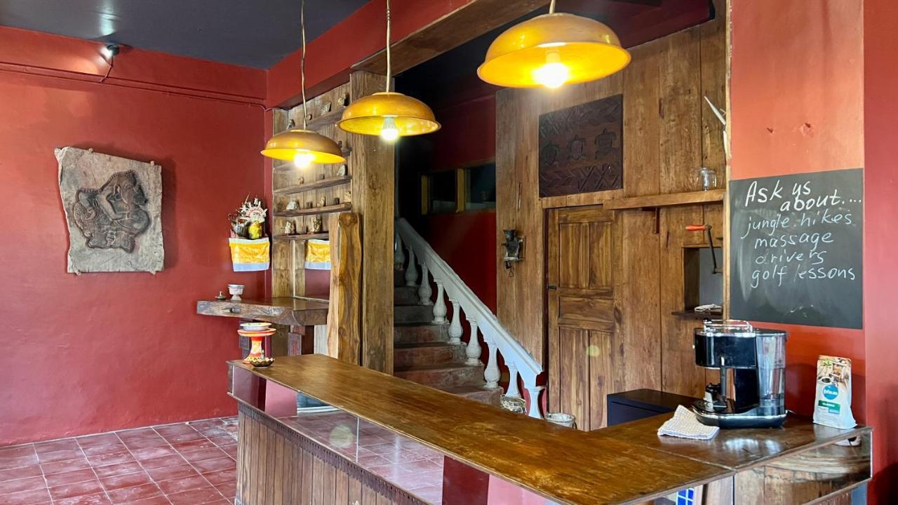 Chakra Tavern 贝都古 外观 照片
